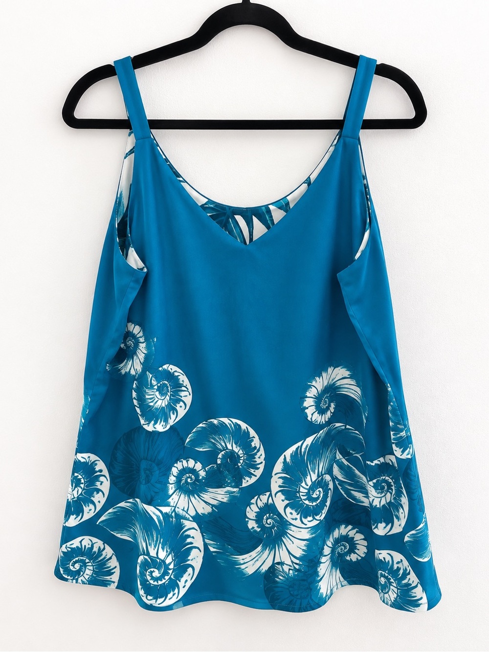 Chico’s Reversible Blue White Shell Print Tank Top Coastal Sleeveless